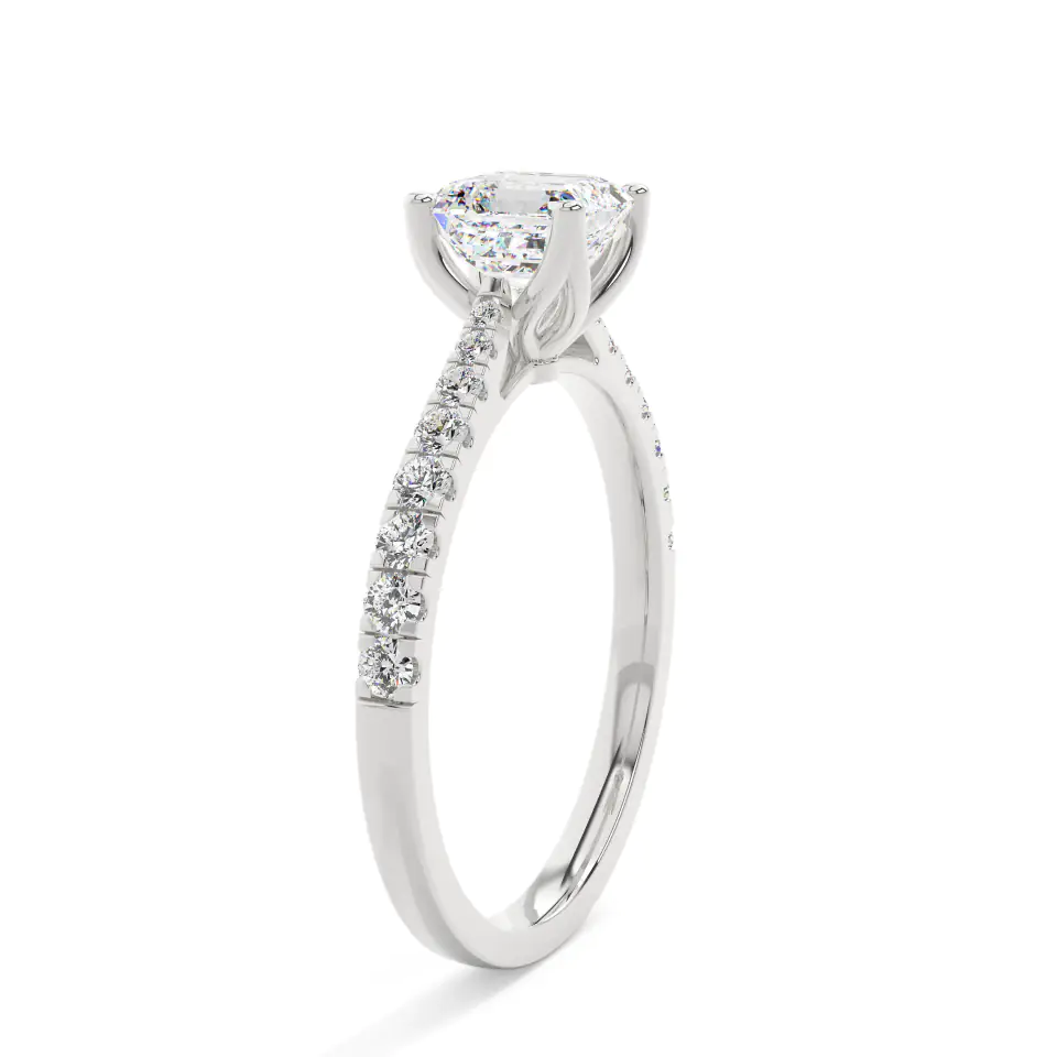 18k White Gold Ascher Grand solitaire Engagement Ring